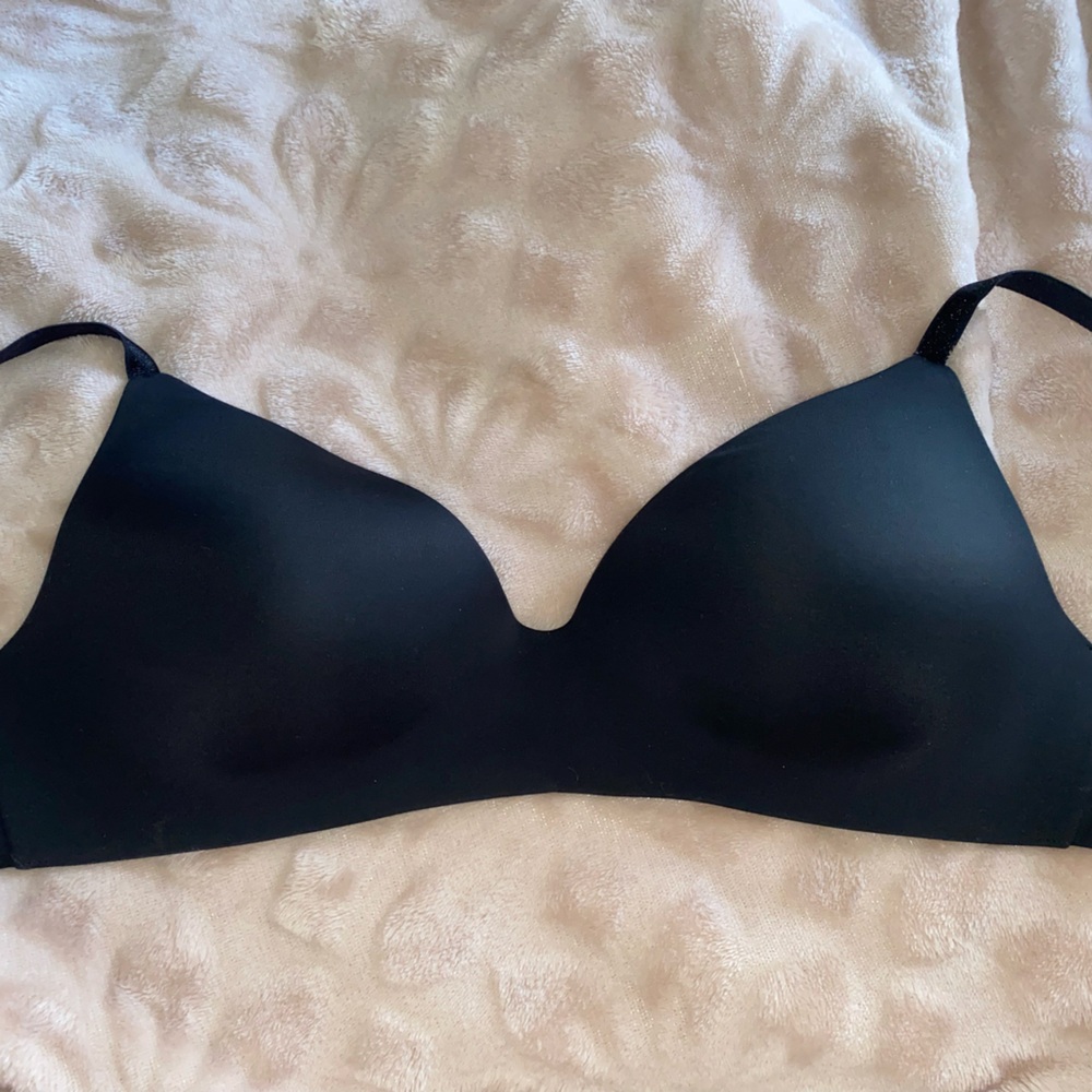 black Victoria’s Secret wireless bra
